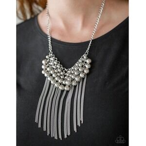 NEW silver tone Paparazzi DIVA-DE AND RULE Bead Chain Fringe Necklace WATERFALL
